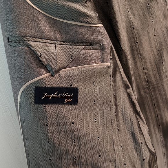 Joseph & Feiss "Gold" Blazer - Picture 5 of 7